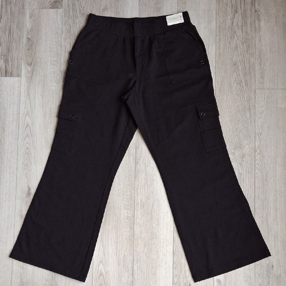 Venezia Pants - NWT Vintage Venezia Women's Classic Black Boot Cut Pants